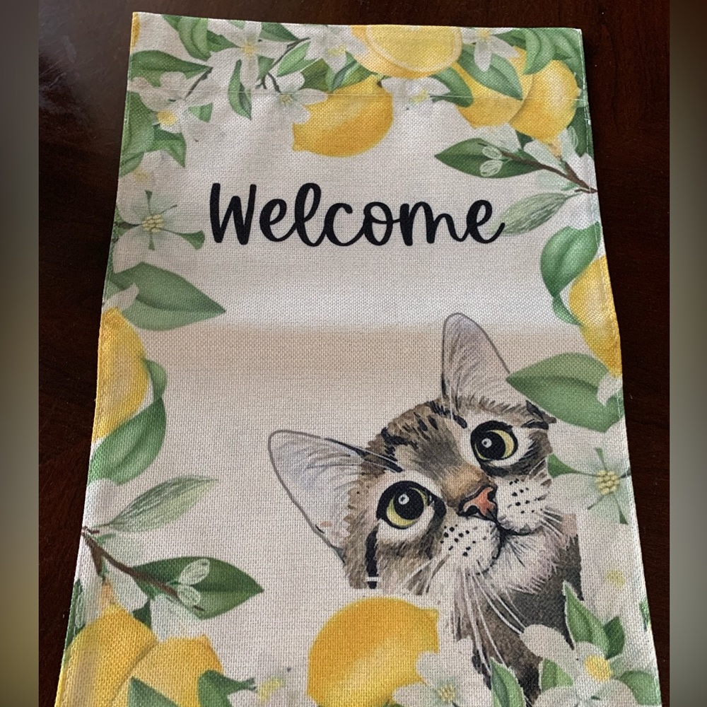 Set of 4 garden flags.